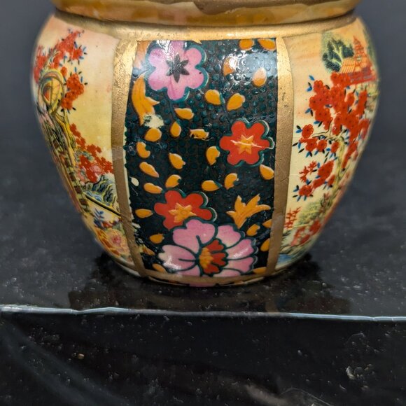 Chinese Satsuma Style Hand Painted Porcelain Pot Vase Planter 2 3/4 Inch - Picture 4 of 7